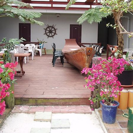 Patio House Reef Hotel Zamami Buitenkant foto