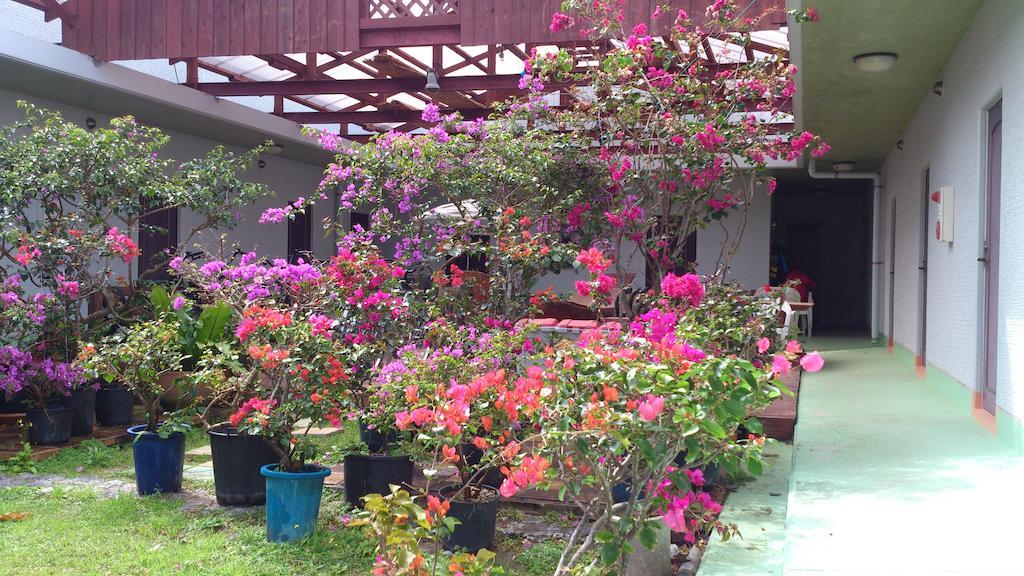 Patio House Reef Hotel Zamami Buitenkant foto